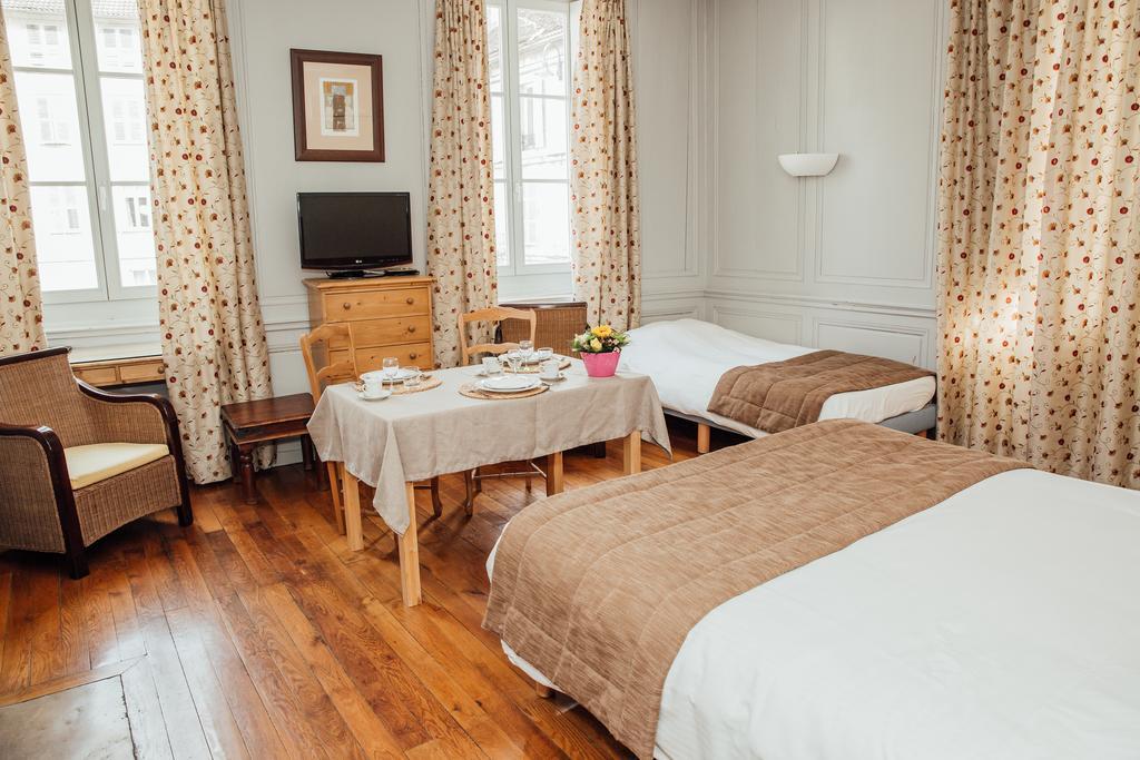 Appart Hotel Charles Sander Salins-les-Bains Exteriör bild