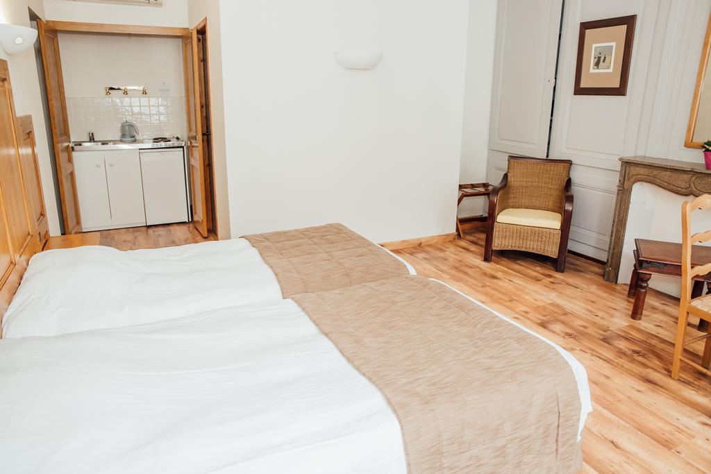 Appart Hotel Charles Sander Salins-les-Bains Exteriör bild