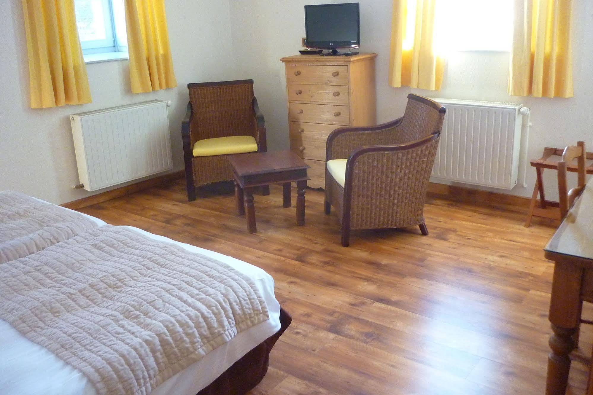 Appart Hotel Charles Sander Salins-les-Bains Exteriör bild